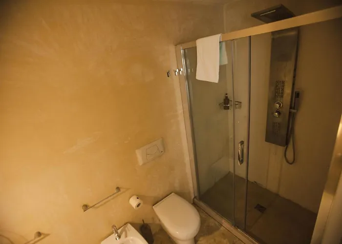 4 Balconi Rooms-Boutique B&B Lecce